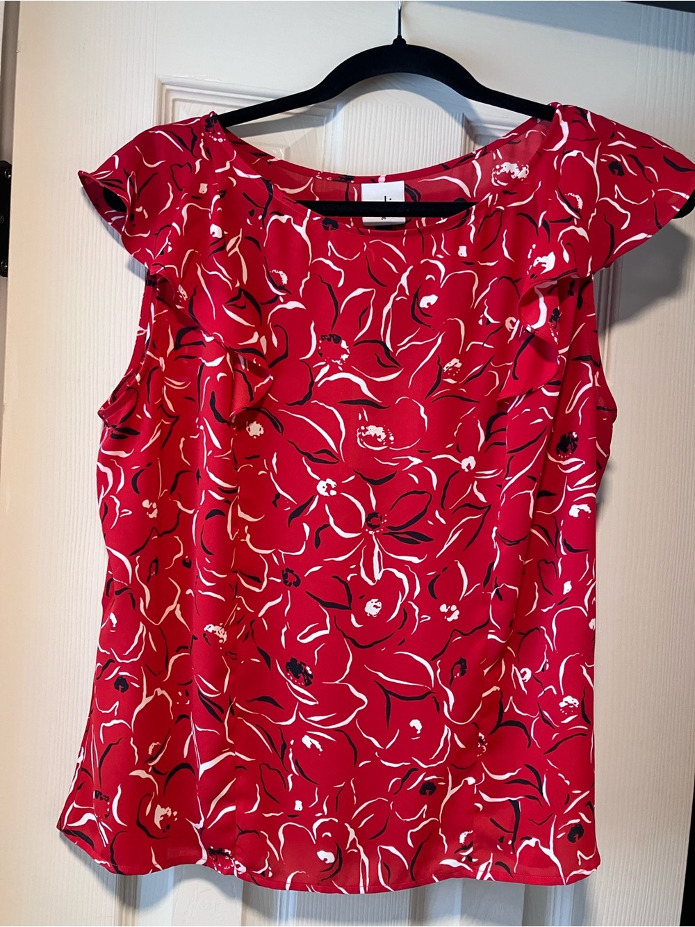 Cabi Flirt Sleeveless Red Floral Ruffle-Shoulder Top